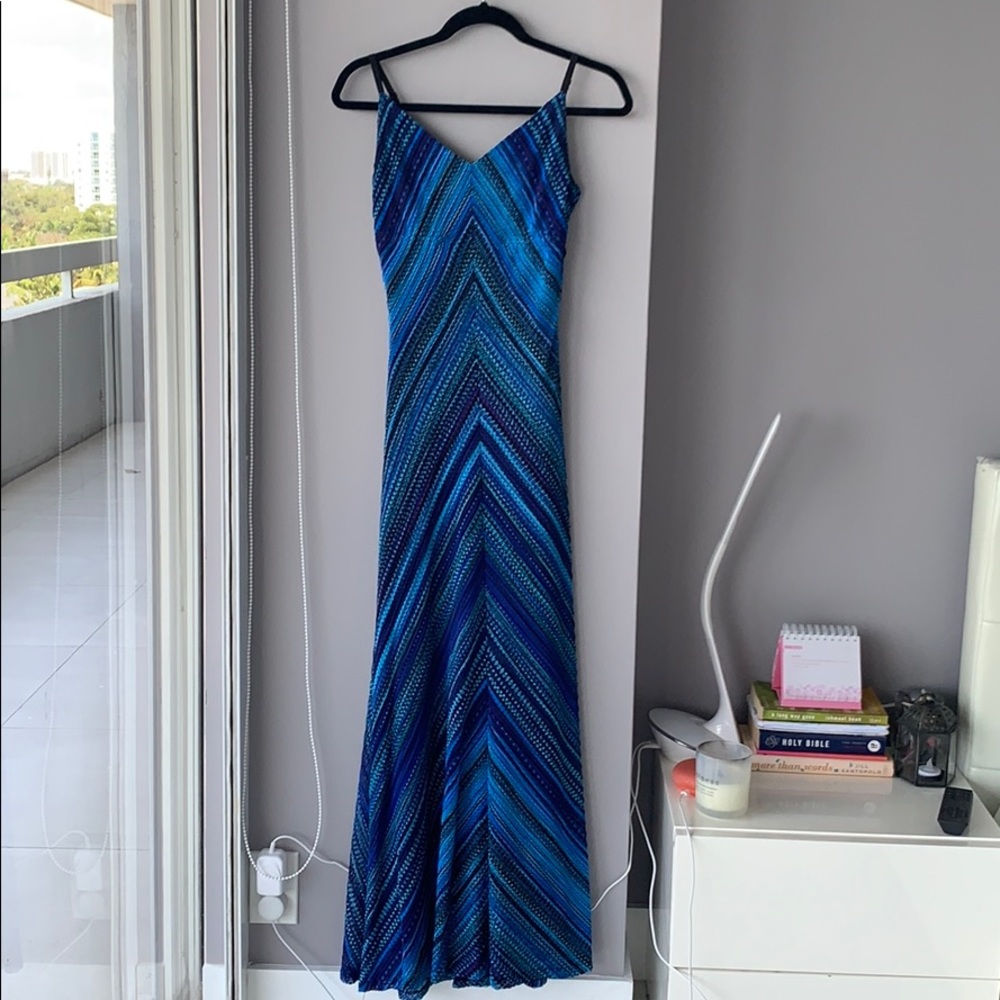 Beautiful, long blue Cache dress